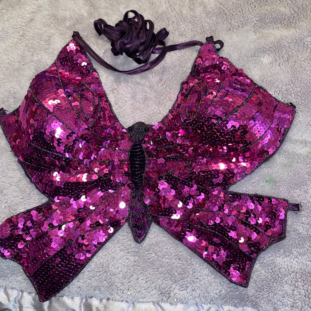 beautiful butterfly rhinestone top with strings included